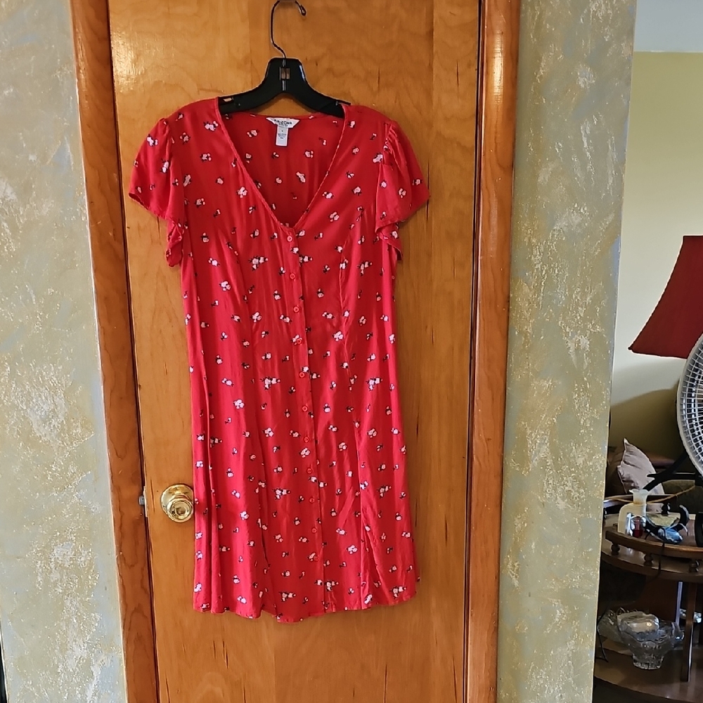 Arizona Jean Company Red Floral Midi Dress